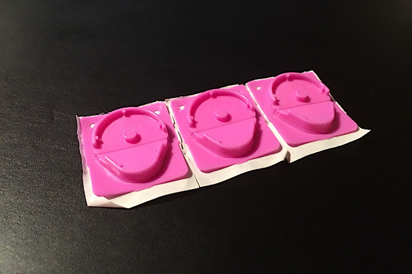 セイリンの円皮鍼 裏面