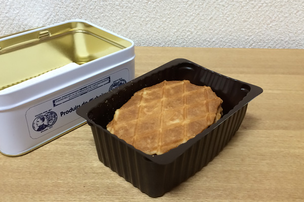 デストルーパー ミニレトロ缶 中身