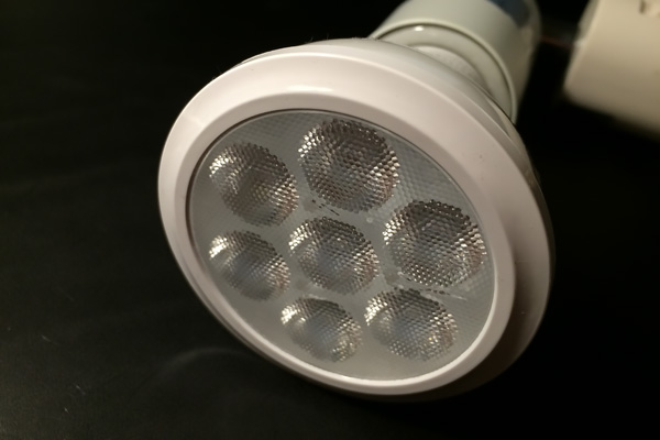 GEライティングのLEDスポットライト