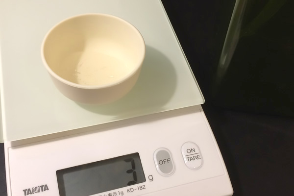 無印詰替えボトルの1プッシュ