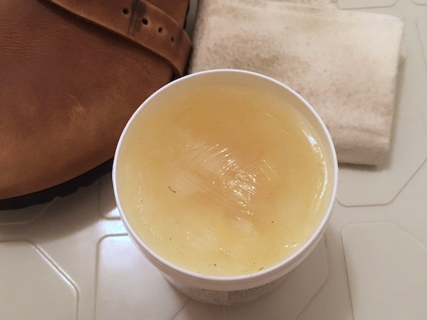 ラナパー レザートリートメントの中身